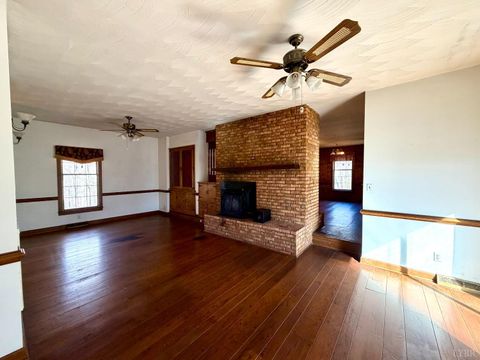 Tiny photo for 218 Maple Drive, Madison Heights, VA 24572 (MLS # 364739)