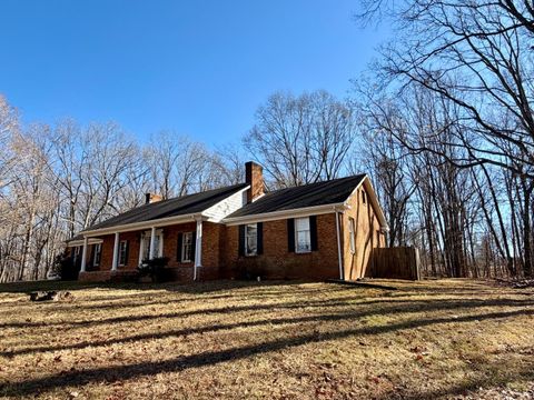 Tiny photo for 218 Maple Drive, Madison Heights, VA 24572 (MLS # 364739)
