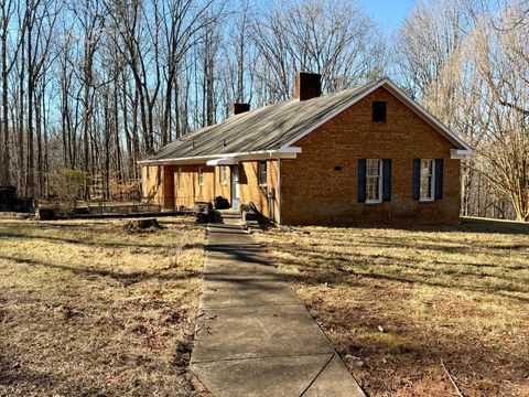 Tiny photo for 218 Maple Drive, Madison Heights, VA 24572 (MLS # 364739)