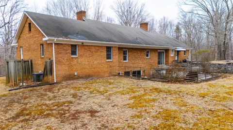 Tiny photo for 218 Maple Drive, Madison Heights, VA 24572 (MLS # 364739)