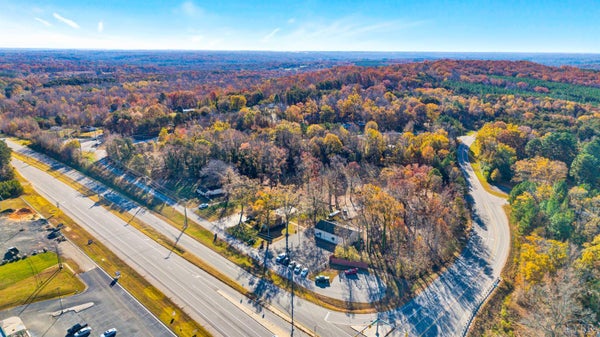 261 TARGET DR, DANVILLE, VA 24541 - Image 40f4dd0d0a9fae0527e4dde28f03b1bf/129018607