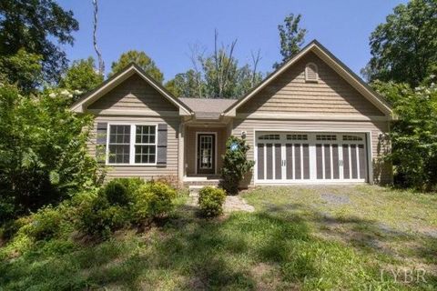 Tiny photo for 93 Lake Pointe Court, Pamplin, VA 23958 (MLS # 363540)