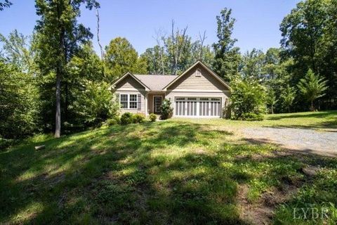 Tiny photo for 93 Lake Pointe Court, Pamplin, VA 23958 (MLS # 363540)