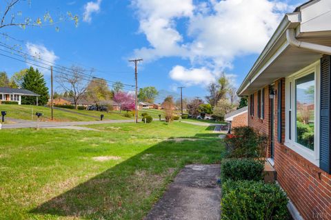 Tiny photo for 1027 Woodhaven Drive Dr, Bedford, VA 24523 (MLS # 365526)