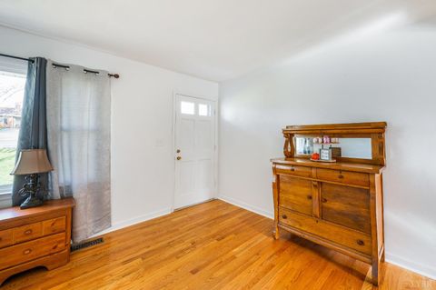 Tiny photo for 1027 Woodhaven Drive Dr, Bedford, VA 24523 (MLS # 365526)
