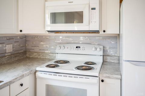 Tiny photo for 1027 Woodhaven Drive Dr, Bedford, VA 24523 (MLS # 365526)