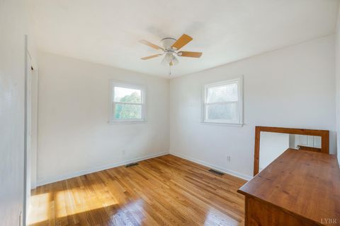 Tiny photo for 1027 Woodhaven Drive Dr, Bedford, VA 24523 (MLS # 365526)