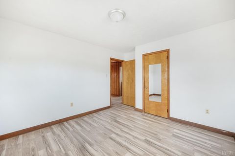 Tiny photo for 4224 Jopling Road, Bedford, VA 24523 (MLS # 363480)