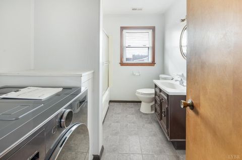 Tiny photo for 4224 Jopling Road, Bedford, VA 24523 (MLS # 363480)