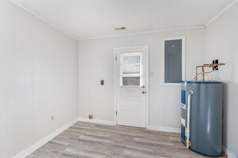 Tiny photo for 4224 Jopling Road, Bedford, VA 24523 (MLS # 363480)