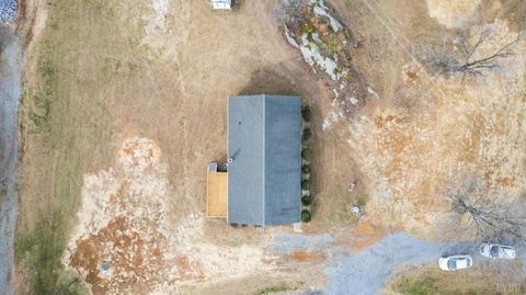 Tiny photo for 4224 Jopling Road, Bedford, VA 24523 (MLS # 363480)