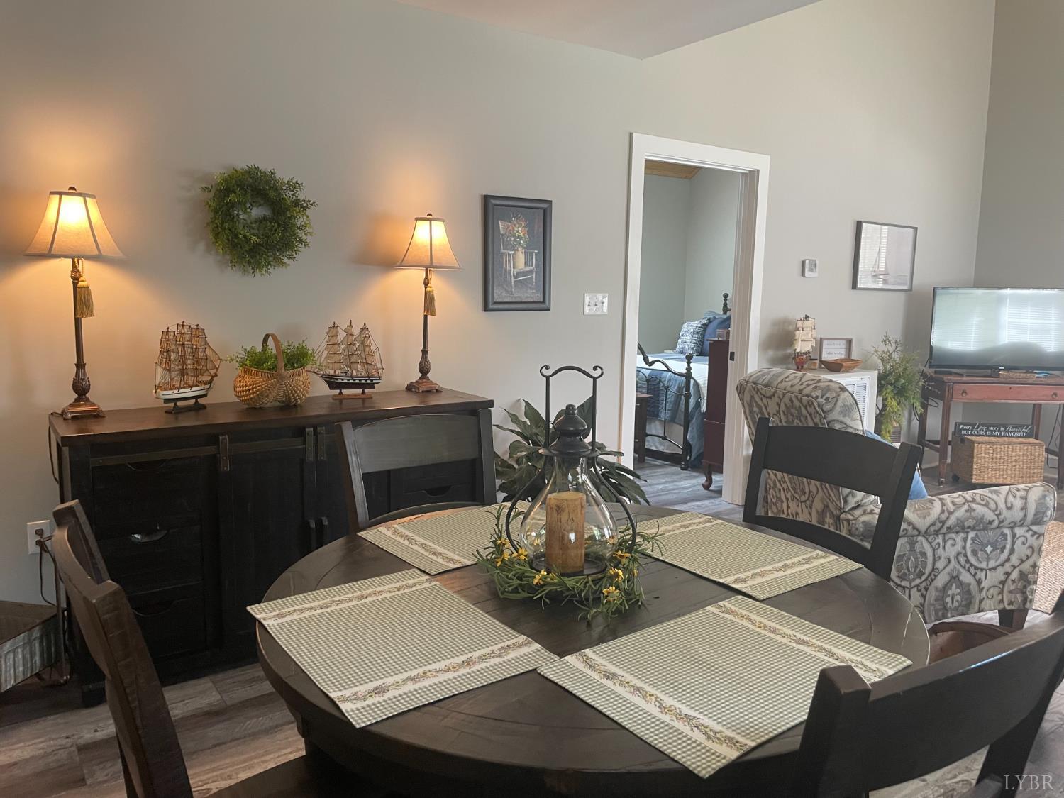 212 Timberlake Drive, Lynchburg, Virginia image 16