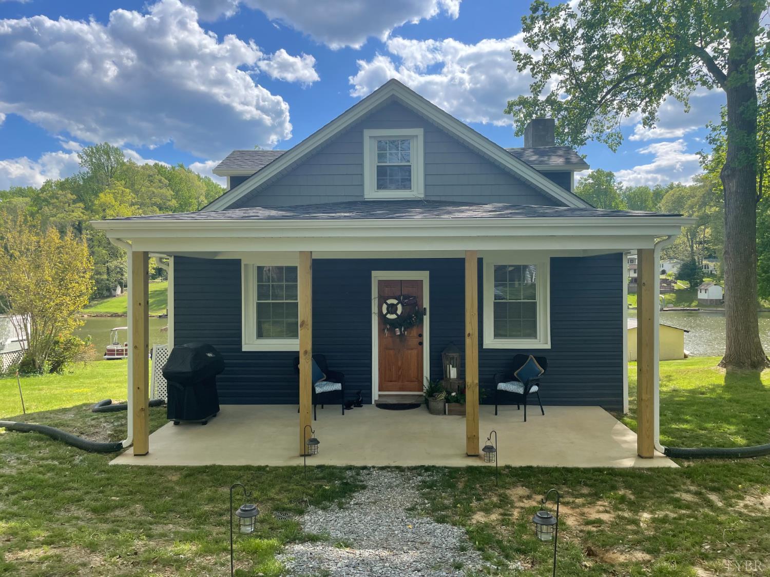 212 Timberlake Drive, Lynchburg, Virginia image 1