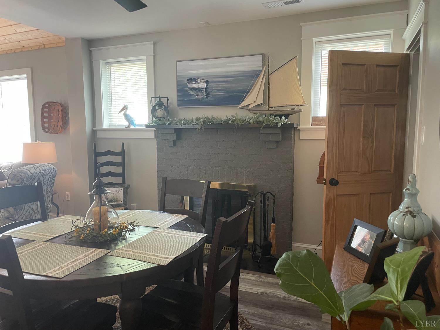 212 Timberlake Drive, Lynchburg, Virginia image 12