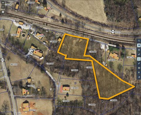 Tiny photo for 1115 Gandy RD, Goode, VA 24556 (MLS # 366796)
