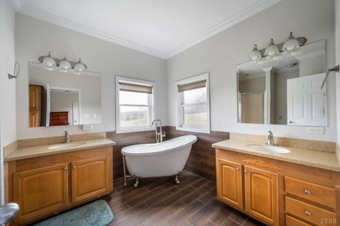 Tiny photo for 4072 Red Oak School Road, Concord, VA 24538 (MLS # 365088)