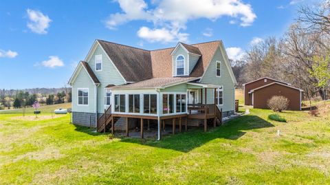 Photo of 4072 Red Oak School Road, Concord, VA 24538 (MLS # 365088)