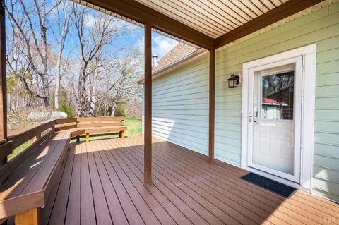 Tiny photo for 4072 Red Oak School Road, Concord, VA 24538 (MLS # 365088)