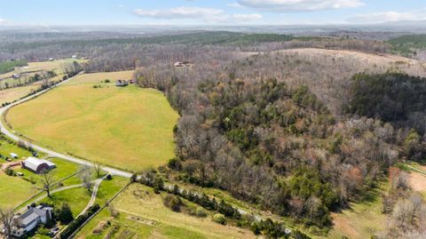 Tiny photo for 4072 Red Oak School Road, Concord, VA 24538 (MLS # 365088)