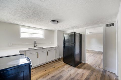 Tiny photo for 510 Sussex Street, Lynchburg, VA 24501 (MLS # 365937)