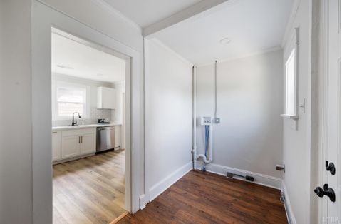 Tiny photo for 510 Sussex Street, Lynchburg, VA 24501 (MLS # 365937)