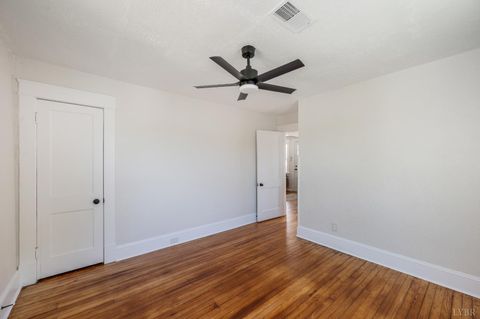 Tiny photo for 510 Sussex Street, Lynchburg, VA 24501 (MLS # 365937)