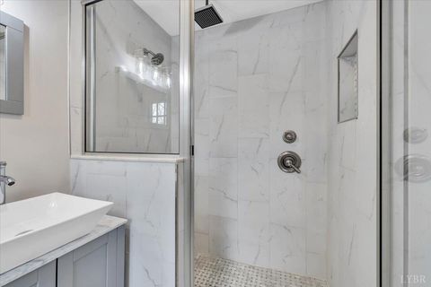 Tiny photo for 3432 Ivylink Place, Lynchburg, VA 24503 (MLS # 363854)