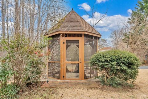 Tiny photo for 3432 Ivylink Place, Lynchburg, VA 24503 (MLS # 363854)