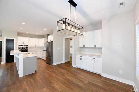 Tiny photo for 1043 BRADFORD CROSSING PL Pl, Goode, VA 24556 (MLS # 364041)