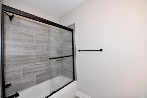 Tiny photo for 1043 BRADFORD CROSSING PL Pl, Goode, VA 24556 (MLS # 364041)