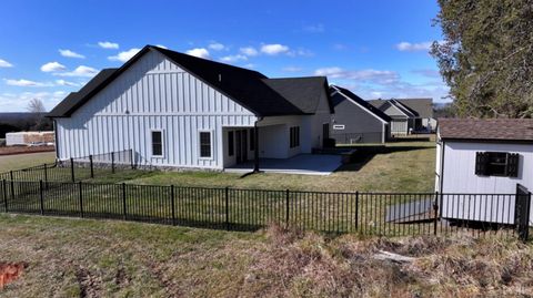 Tiny photo for 1043 BRADFORD CROSSING PL Pl, Goode, VA 24556 (MLS # 364041)