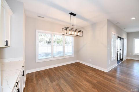 Tiny photo for 1043 BRADFORD CROSSING PL Pl, Goode, VA 24556 (MLS # 364041)