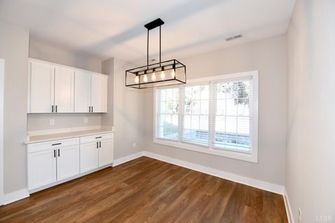 Tiny photo for 1043 BRADFORD CROSSING PL Pl, Goode, VA 24556 (MLS # 364041)