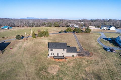 Tiny photo for 2683 Five Forks Rd, Bedford, VA 24523 (MLS # 363320)