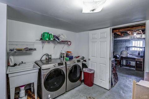 Tiny photo for 1411 Radcliff Avenue, Lynchburg, VA 24502 (MLS # 366560)