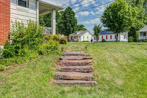 Tiny photo for 1411 Radcliff Avenue, Lynchburg, VA 24502 (MLS # 366560)