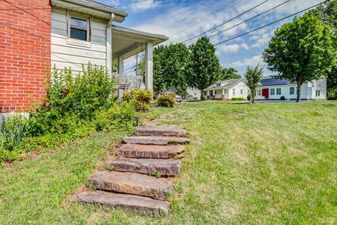 Tiny photo for 1411 Radcliff Avenue, Lynchburg, VA 24502 (MLS # 366560)