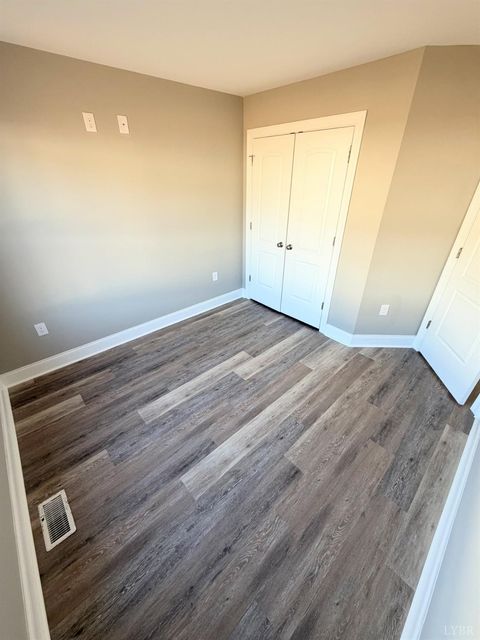 Tiny photo for 63 Melissa Lane Ln, Lynchburg, VA 24502 (MLS # 364597)