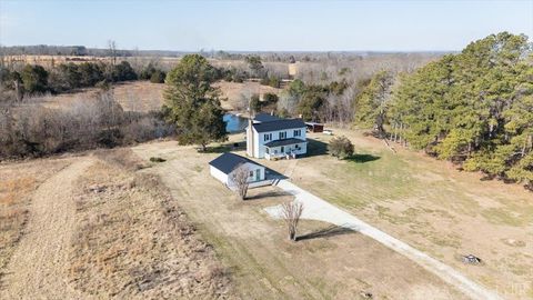 Tiny photo for 627 Hat Creek Road, Brookneal, VA 24528 (MLS # 364392)