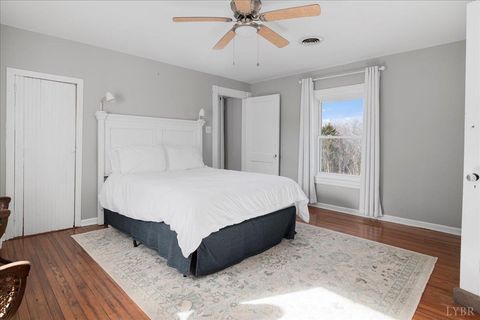 Tiny photo for 627 Hat Creek Road, Brookneal, VA 24528 (MLS # 364392)