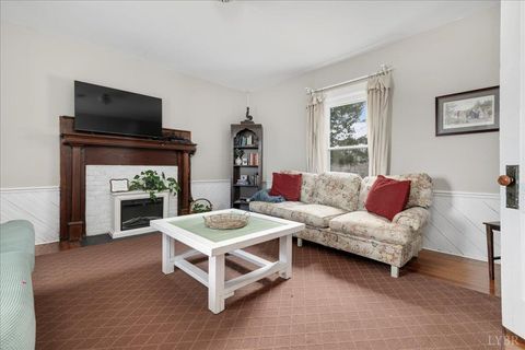 Tiny photo for 627 Hat Creek Road, Brookneal, VA 24528 (MLS # 364392)