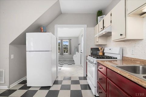 Tiny photo for 627 Hat Creek Road, Brookneal, VA 24528 (MLS # 364392)