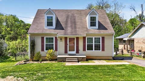 Photo of 6308 Pawnee Drive, Lynchburg, VA 24502 (MLS # 365869)