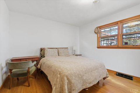 Tiny photo for 3241 Peaks Road, Bedford, VA 24523 (MLS # 364018)