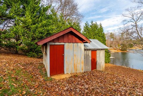 Tiny photo for 1392 Hermitage Circle, Huddleston, VA 24104 (MLS # 363313)