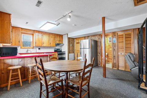 Tiny photo for 1392 Hermitage Circle, Huddleston, VA 24104 (MLS # 363313)