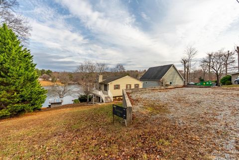 Tiny photo for 1392 Hermitage Circle, Huddleston, VA 24104 (MLS # 363313)