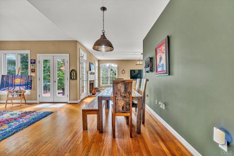 Tiny photo for 201 Whitley Way, Lynchburg, VA 24503 (MLS # 361848)