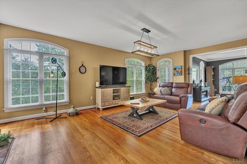 Tiny photo for 201 Whitley Way, Lynchburg, VA 24503 (MLS # 361848)