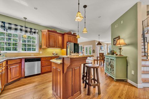 Tiny photo for 201 Whitley Way, Lynchburg, VA 24503 (MLS # 361848)